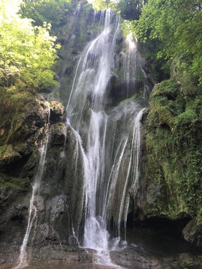 Le Roulottes Du Petit Gouffre De Padirac Avec Spa Екстер'єр фото